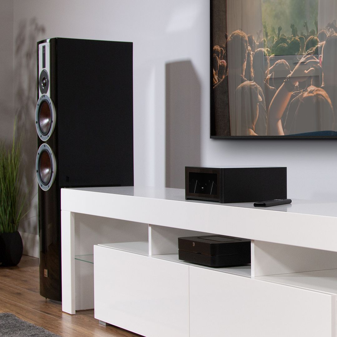 NAD M10 V3 BluOs Streaming Amplifier